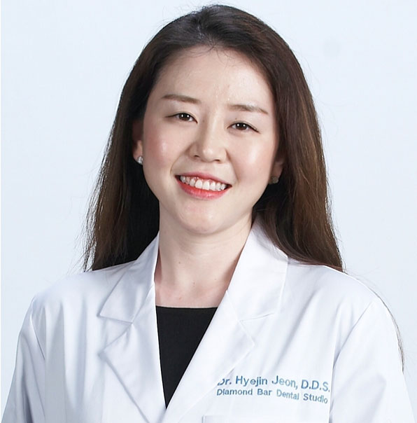 Dr Hyejin Jeon image of her smiling
